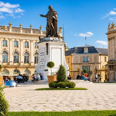Le Ptit Stan Place Stanislas 1 Min *